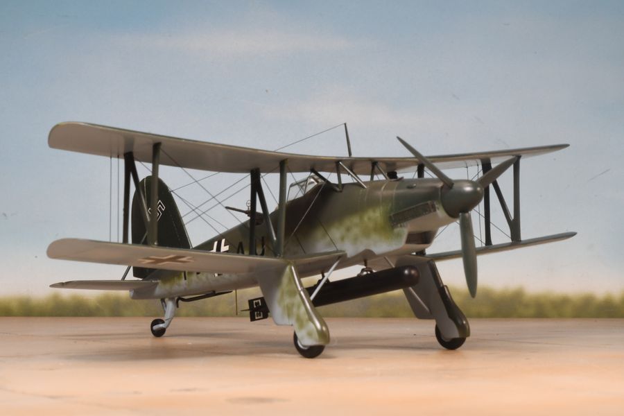 ARTHOBYCOMM（アソビーコム） | 1/72ドイツ海軍フィゼラーFi167艦上