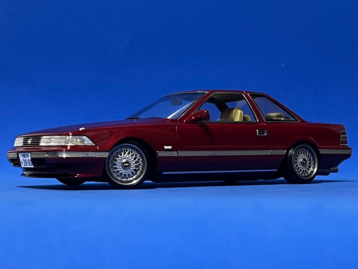 模型・プラモデル 1/24ソアラ3.0リミテッド BBSLMホイールの完成品。