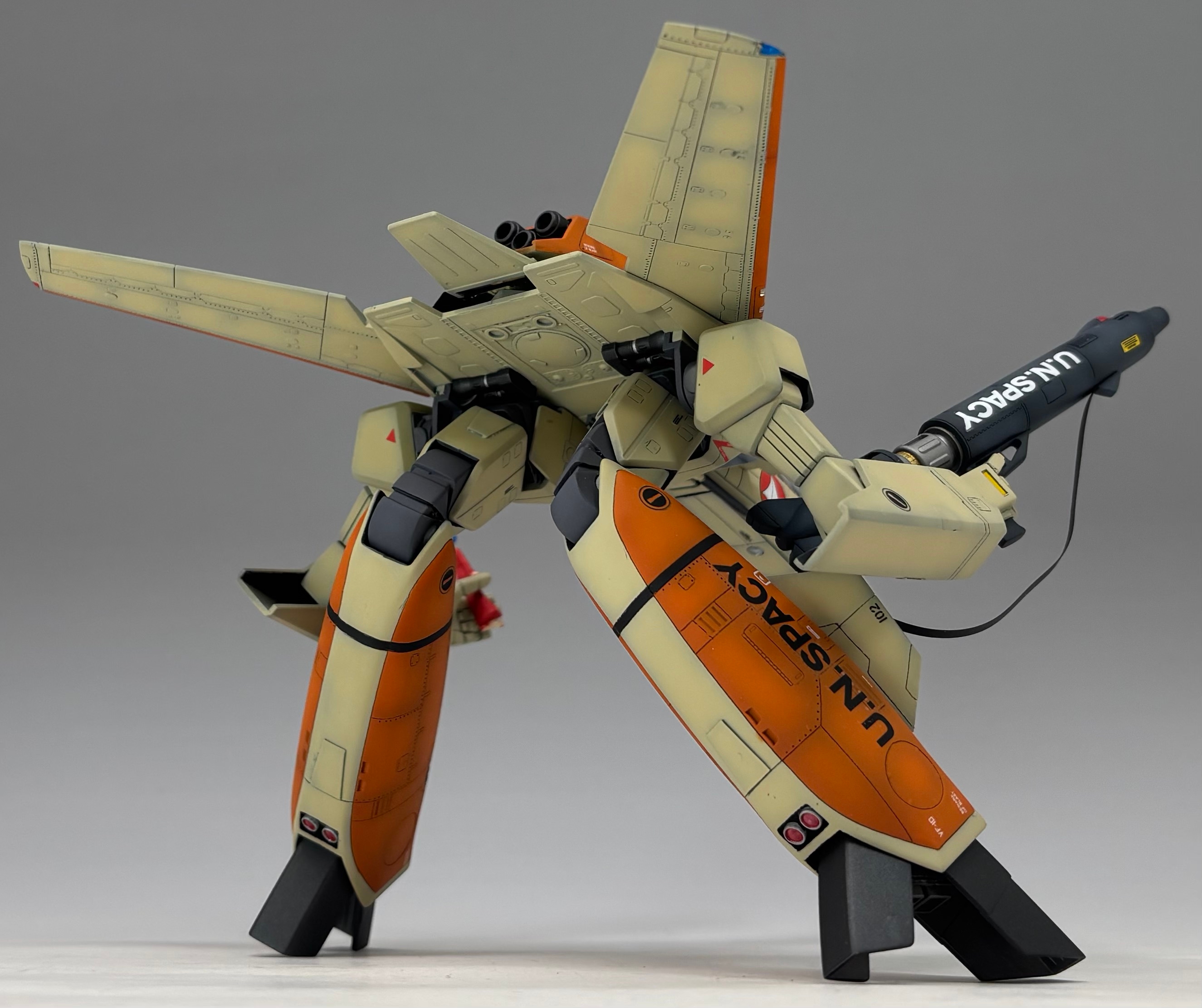 ハセガワ 1/72 VF-1D ガウォーク バルキリー ggw725x ARTHOBYCOMM（アソビーコム） | ハセガワ 1/72 VF-1D ガウォークバルキリー