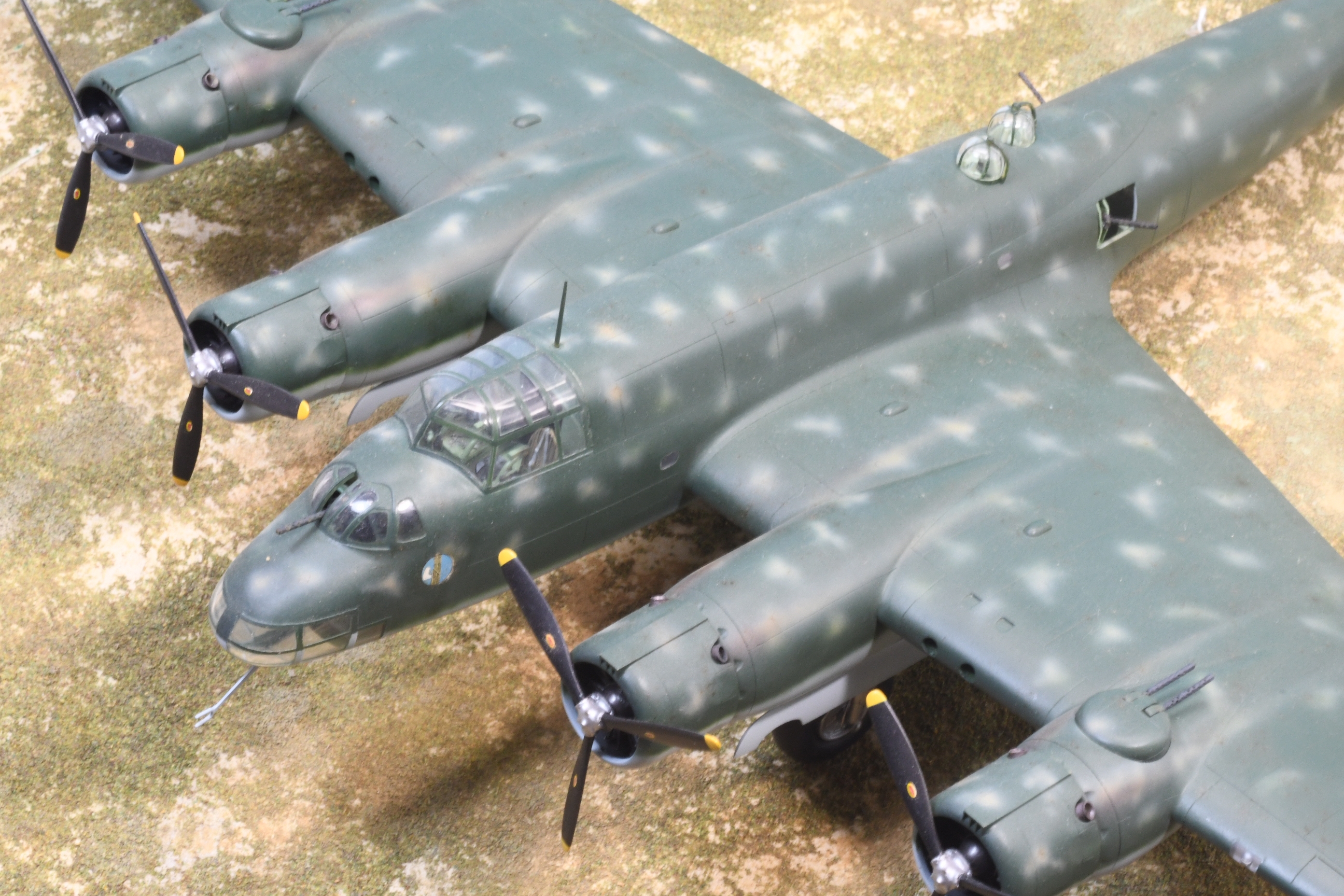 ARTHOBYCOMM（アソビーコム） | 1/72イタリア空軍ピアジオP-108大型